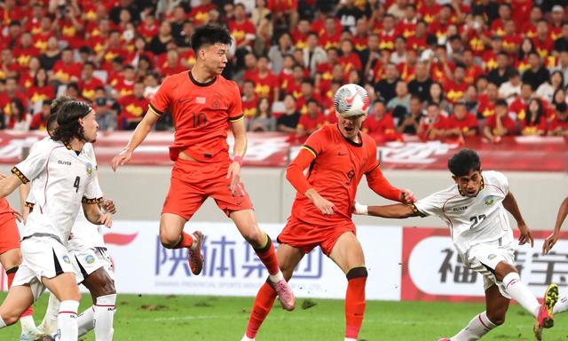 关于一场经典之战！田径点燃球迷热情的信息