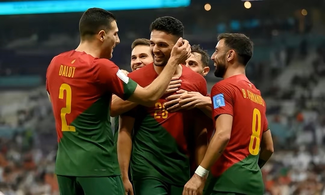 摩洛哥碾压德国，卡塞米罗点燃赛场