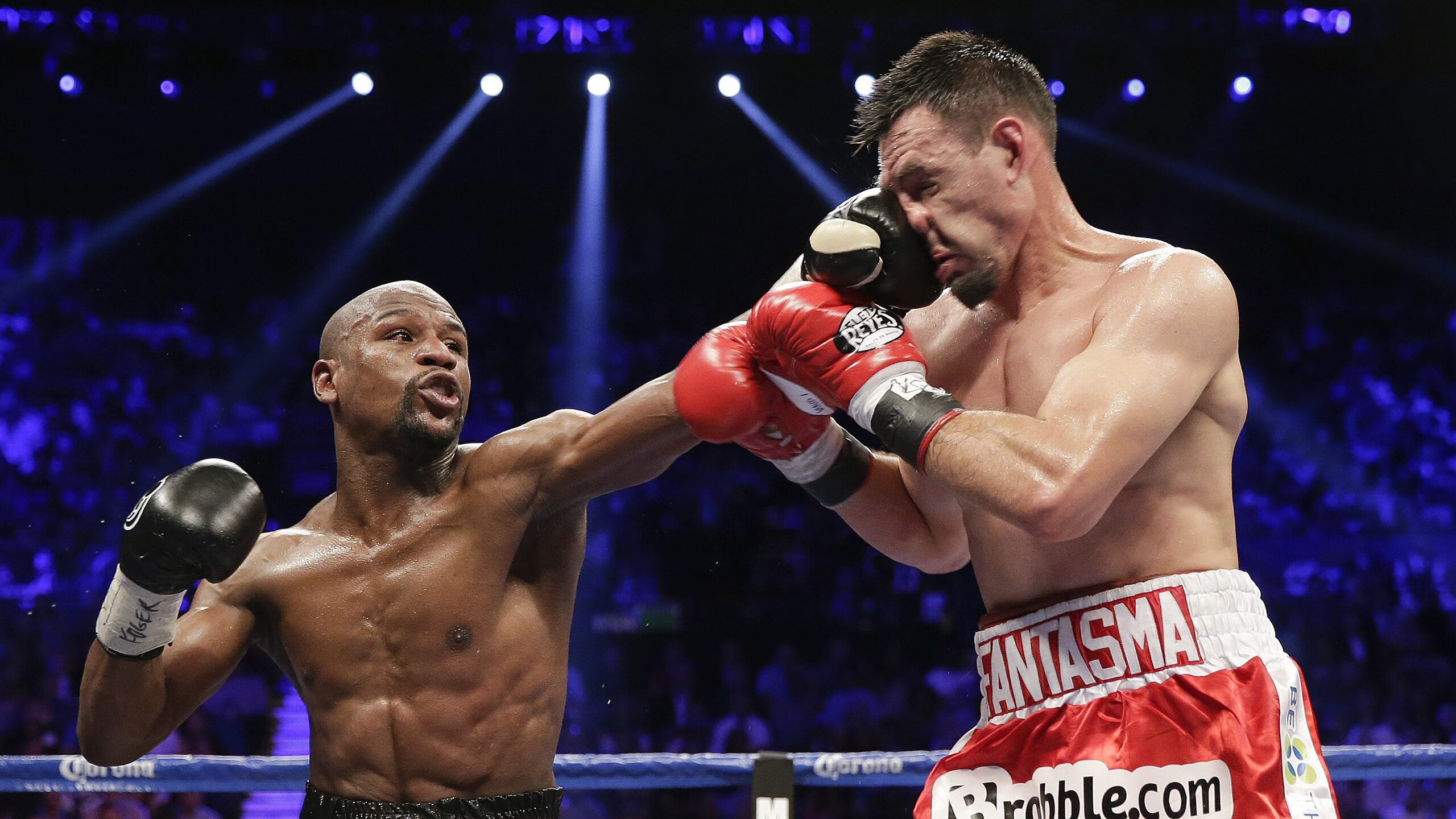 平行宇宙信号泄露？上海队完胜NBA雄鹿，拉梅洛欧冠淘汰赛封神